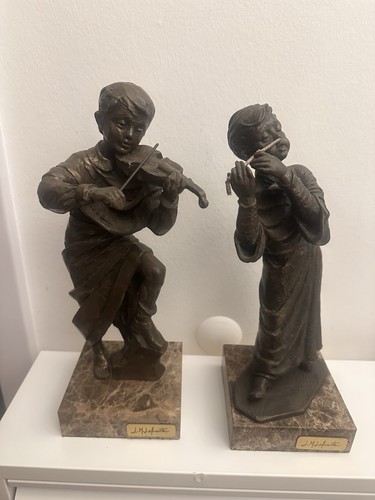 Paar skulpturen junge musiker - skulpturen,