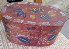 sehr große Spanschachtel