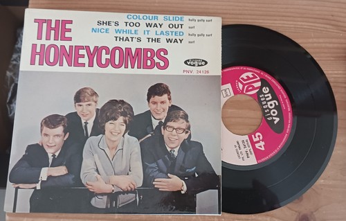 Neuwertige the honeycombs - neuwertige, ep