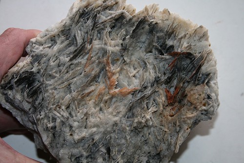 Quarz pseudomorph nach - , baryt