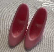  BARBIE VINTAGE HIGH HEELS