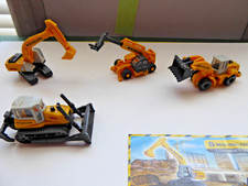 Ü-Ei- Baufahrzeuge Satz 2008/09 *New Holland Construction* 4 Fig., gebraucht