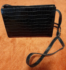 Elegante Damenumhängetasche schwarz lack krokooptik