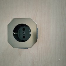 Merten OctoColor Steckdose mit