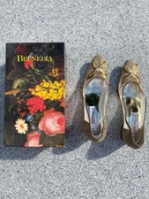 Brunella Schuhe, Gr 38  gebraucht,  Pumps , 3,5cm Absatz, gold/Palletten, festl.