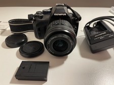 Olympus E-420 DSLR mit 2