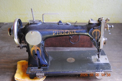 Antike nähmaschine phoenix - nähmaschine,