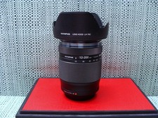 Olympus (JP) - Zuiko Digital