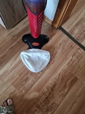 dampfreiniger von aqualaser farbe rot ,abnehmbarer wassertank,mit microfasertuch