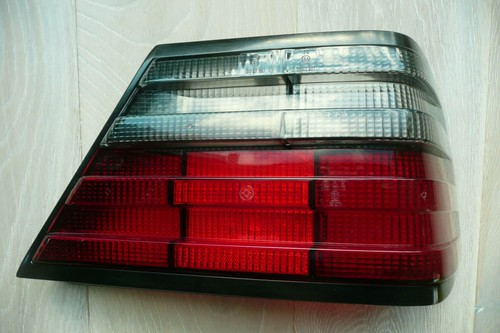 Mercedes benz rückleuchte - mercedes-benz,