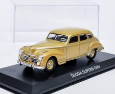 Skoda Superb OHV (1948) gold metallic + Plexiglasbox DeA 1:43