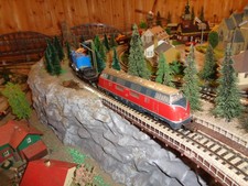 Märklin Konvolut - Güterzug V200 060 + 1 Kran- & 5 Güterwagen - ANALOG T89