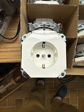 Merten Octocolor Steckdose polarweiß – Modell 2500-050-02 sehr guter Zustand