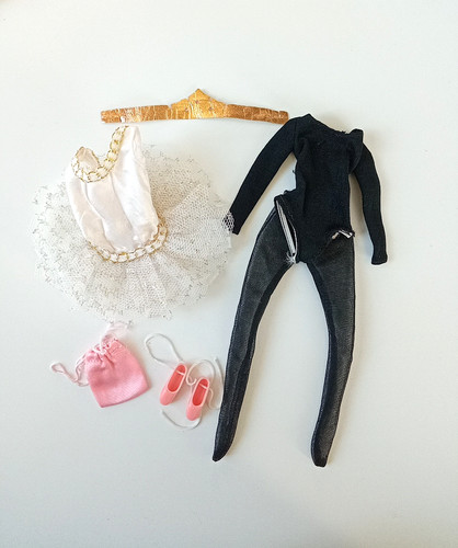 Barbie get ups - 'n, go