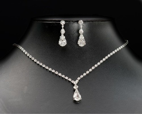 Set aus halskette und - set,