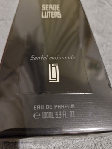 Serge lutens santal - serge, majuscule