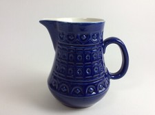 Keramik Kanne Krug Milchkrug Kakaokanne Blau Waffelboden feuerfest Waku ?