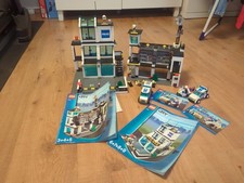LEGO CITY: Polizeiwache (7744)