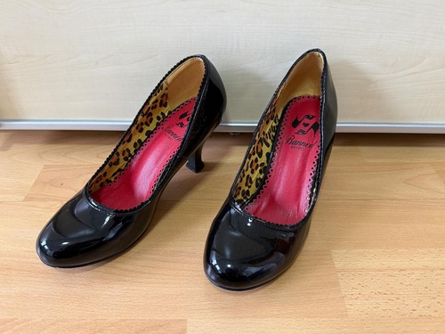 Banned retro pumps 38 - banned,