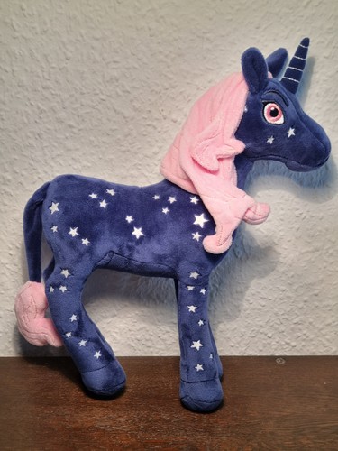 Mia and plüsch - and, plüsch-einhorn