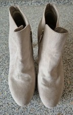 Tamaris Damen Stiefelette Bots Wildleder Hoher Absatz Pumps Gr. 37 Beige