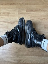 Viel gebrauchte used schwarze