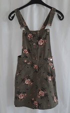 Damen Trägerlatzrock Gr. 32 Khakigrün mit bunten Blumen – H&M