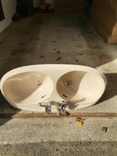 Doppelwaschbecken 120 Bahamabeige mit Amaturen Gebraucht