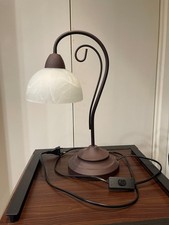 Tischleuchte im Landhausstil