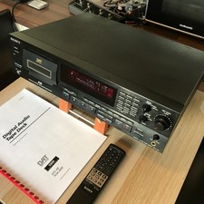 SONY DTC-A8 DAT RECORDER mit