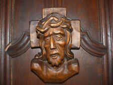 Altes kunstvolles Wandrelief Eichenholz Christuskopf mit Kreuz  geschnitzt G.M.