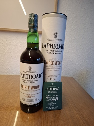 Laphroaig triple wood single - triple,