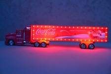 Coca Cola Christmas Truck Holidays Are Coming Lights Up LED TV Werbung HO LKW