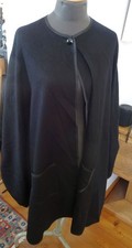 Elegantes schwarzes cape - schwarzes,