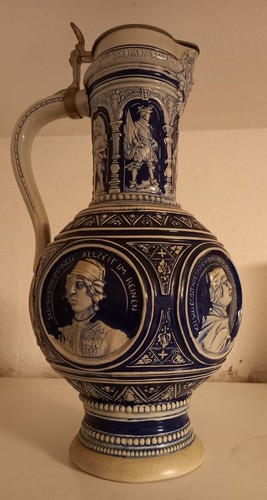 Alte kanne mit deckel - mit, ca