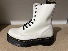 Dr. Martens Jadon Plateau