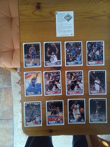 Upper deck trading cards - 12,