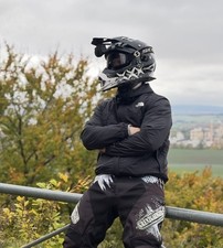 Crosshelm Grenzgaenger