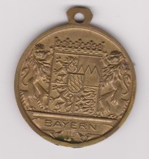 Bayern-Wappen-Anhänger, Rückseite Münchener Kindl, bronzefarbig, Metall,20 Gramm