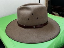 AKUBRA COOBER PEDY HUT mit