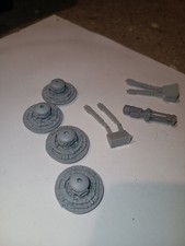 Teile von Forge World Tau