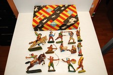 Konvolut 13 alte Hausser Elastolin Masse Indianer Cowboys Reiter Wildwest 7.5cm