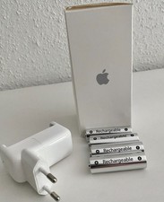 Apple Battery Charger in OV mit 4 Batterien