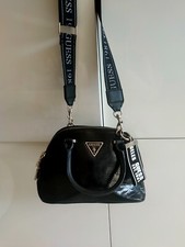 GUESS Damen Tasche Farbe Schwarz 