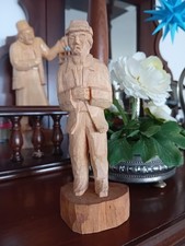Handarbeit, geschnitzte Figur