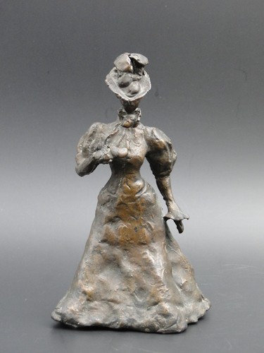 Bronzefigur modedame kleid - modedame,