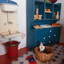 Große alte Puppenküche, viel