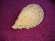 Sandstein Skulptur Igel, klein