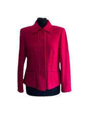 Hübsche rote Wolljacke im