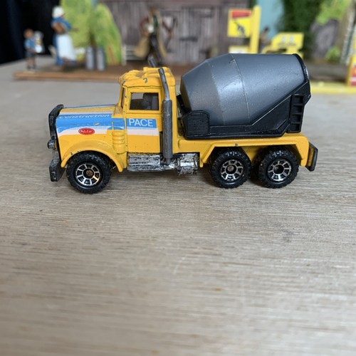 Vintage old matchbox peterbilt - old,